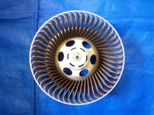 ファンの施工前写真