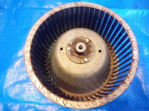 ファンの施工前写真