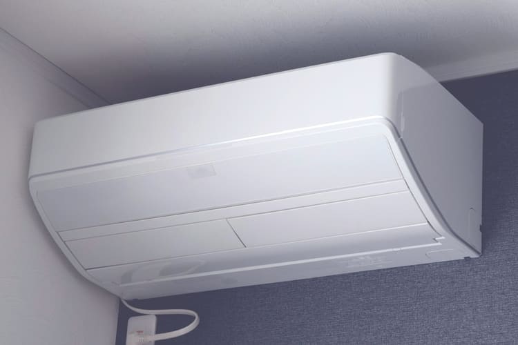 壁掛け型エアコン