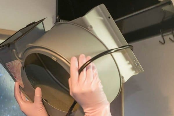 ファンハウジング分解洗浄